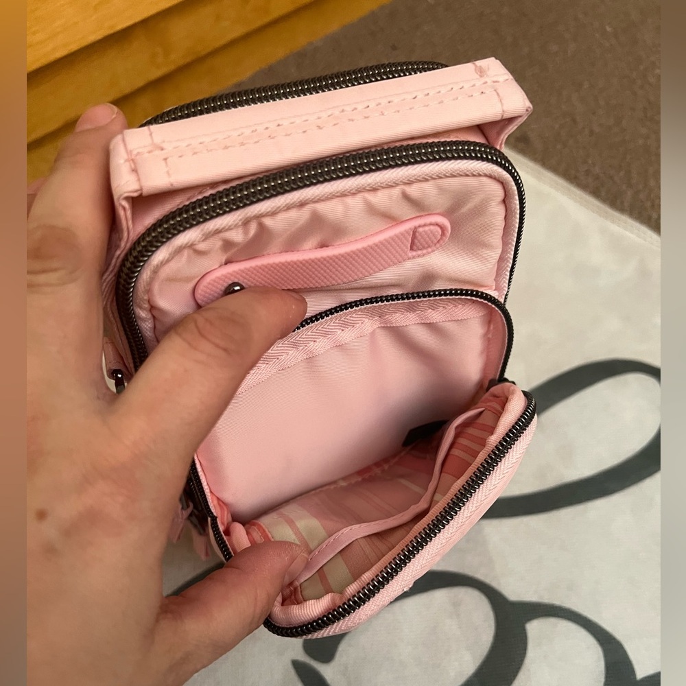 LUG Skeeter Mini Bridge Convertible Crossbody Belt Bag Bubble Pink NWT - Picture 5 of 9